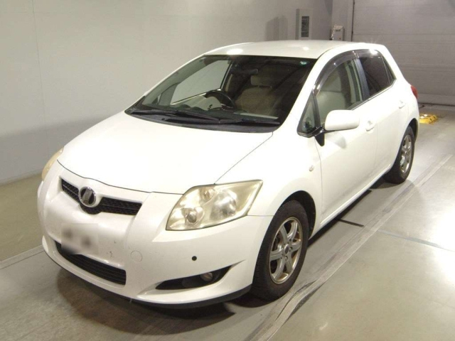 TOYOTA AURIS 2008