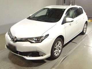 TOYOTA AURIS 2015