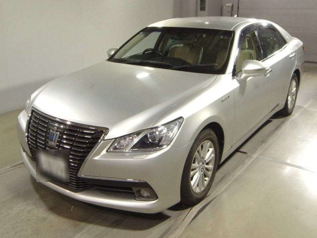TOYOTA CROWN 2013