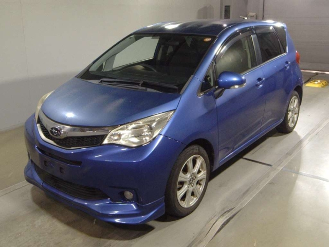 SUBARU TREZIA 2012