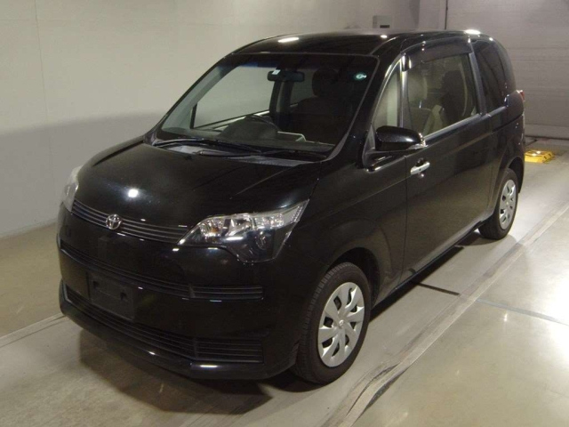 TOYOTA SPADE 2013
