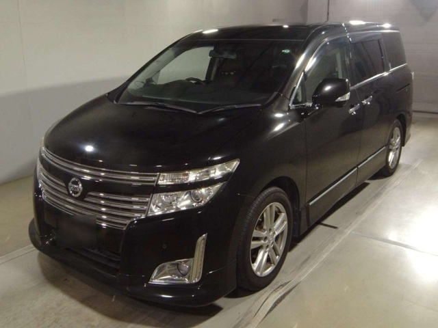 NISSAN ELGRAND 2010