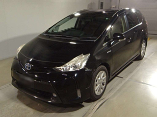 TOYOTA PRIUS ALPHA 2014