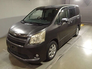 TOYOTA NOAH 2008