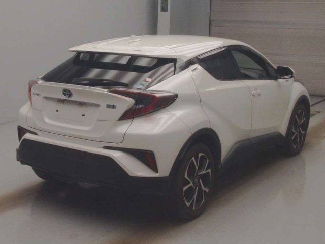 TOYOTA C-HR 2017