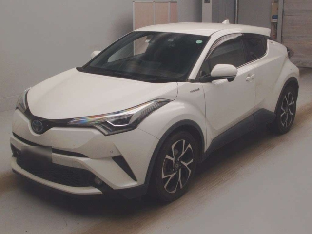 TOYOTA C-HR 2017