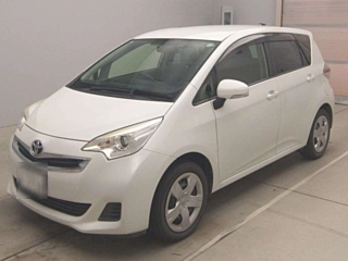 TOYOTA RACTIS 2015