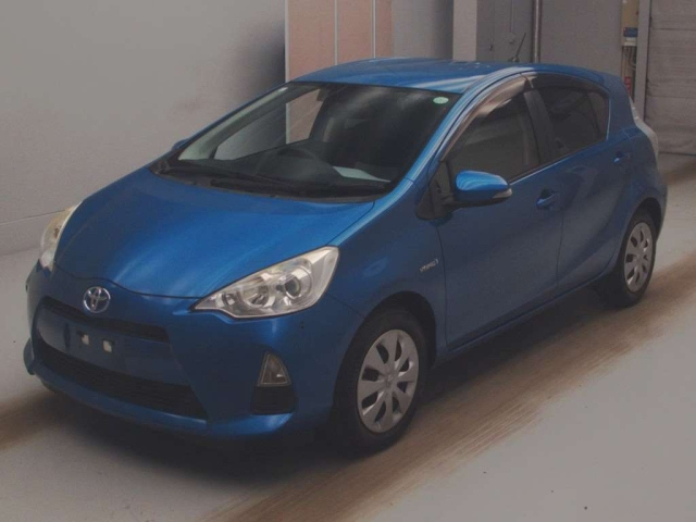 TOYOTA AQUA 2014
