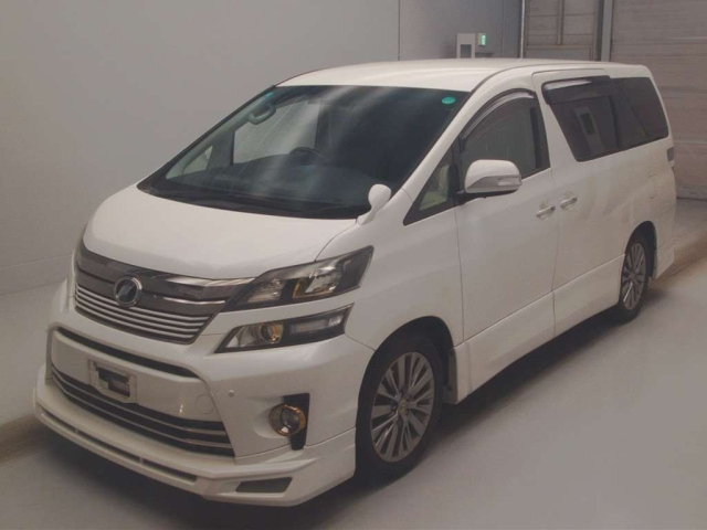 TOYOTA VELLFIRE 2014