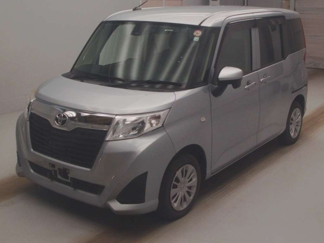 TOYOTA ROOMY 2018