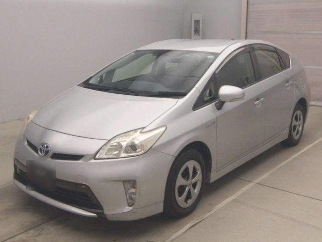 TOYOTA PRIUS 2014