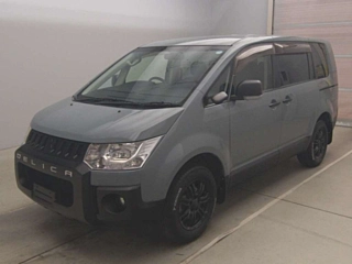 MITSUBISHI DELICA D5 2017