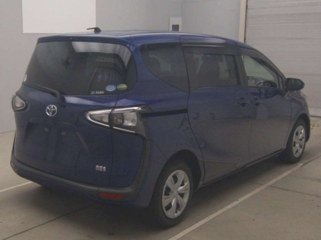TOYOTA SIENTA 2020