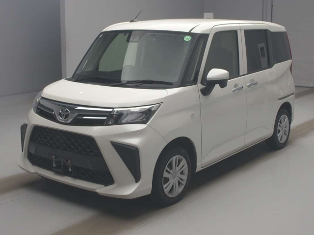 TOYOTA ROOMY 2022