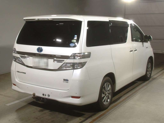 TOYOTA VELLFIRE 2013