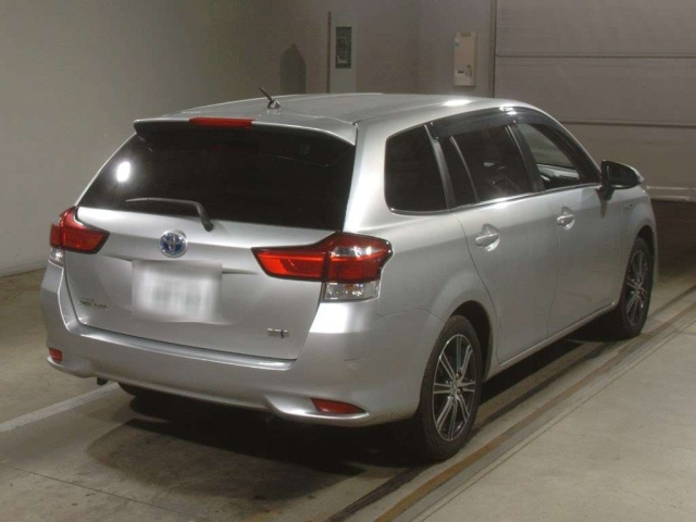 TOYOTA COROLLA FIELDER 2017