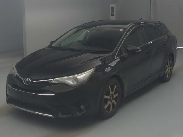 TOYOTA AVENSIS WAGON 2016