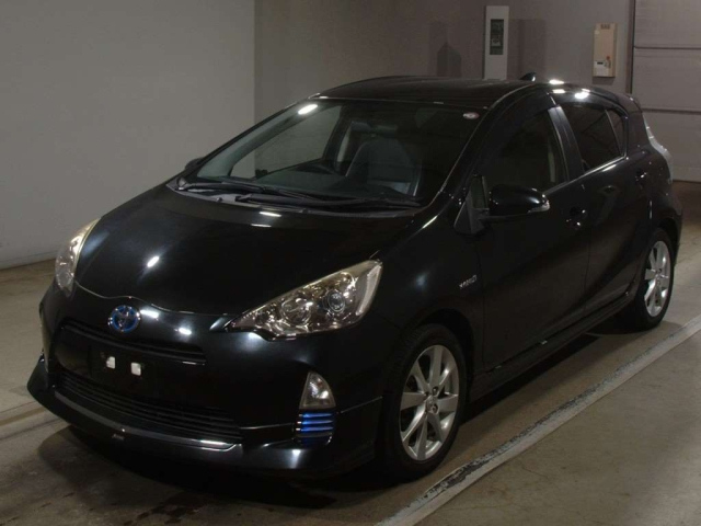 TOYOTA AQUA 2014