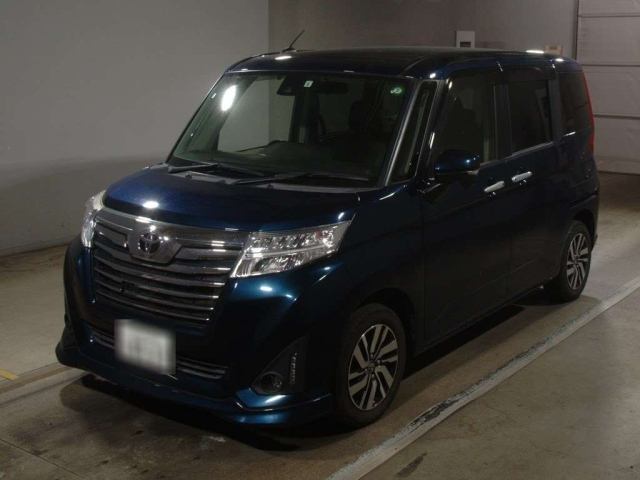 TOYOTA ROOMY 2017