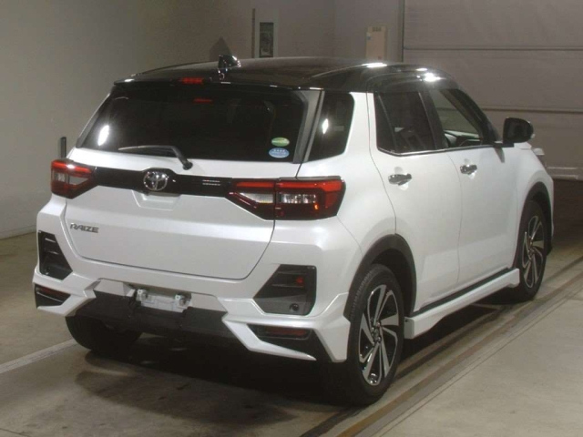 TOYOTA RAIZE 2020