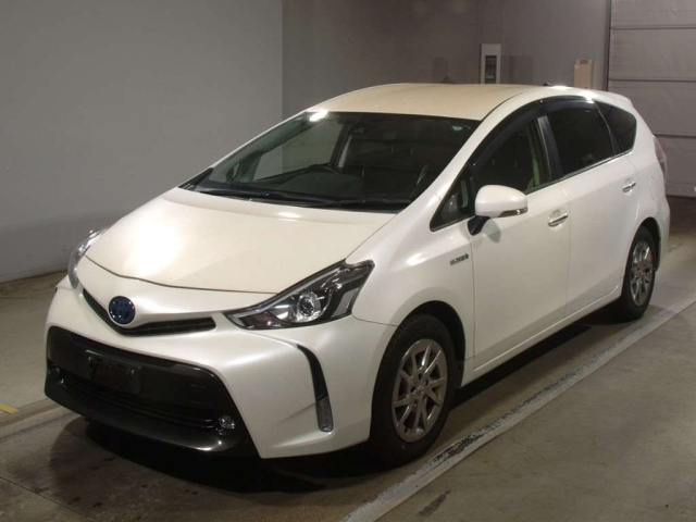 TOYOTA PRIUS ALPHA 2018