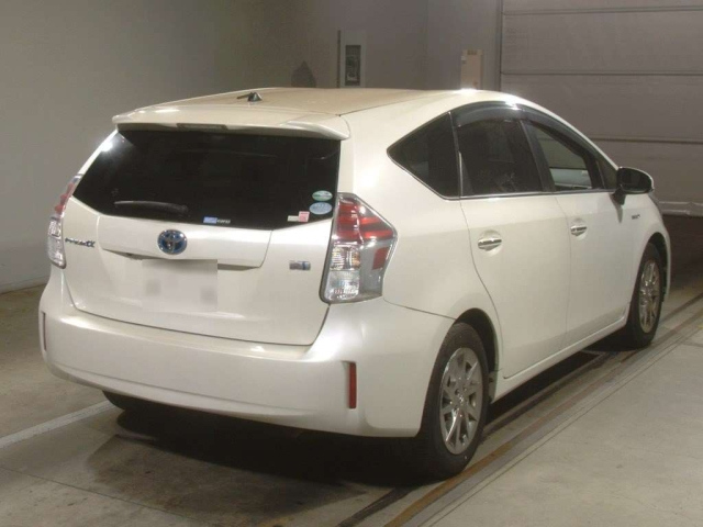 TOYOTA PRIUS ALPHA 2018