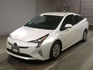 TOYOTA PRIUS 2018