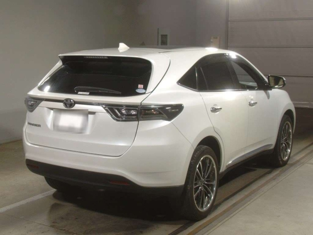 TOYOTA HARRIER 2014