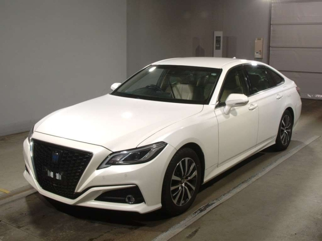 TOYOTA CROWN 2020