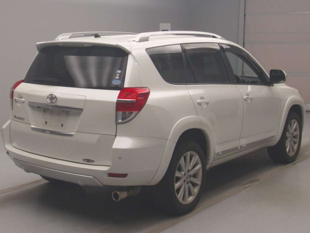 TOYOTA VANGUARD 2013