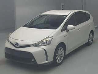 TOYOTA PRIUS ALPHA 2014