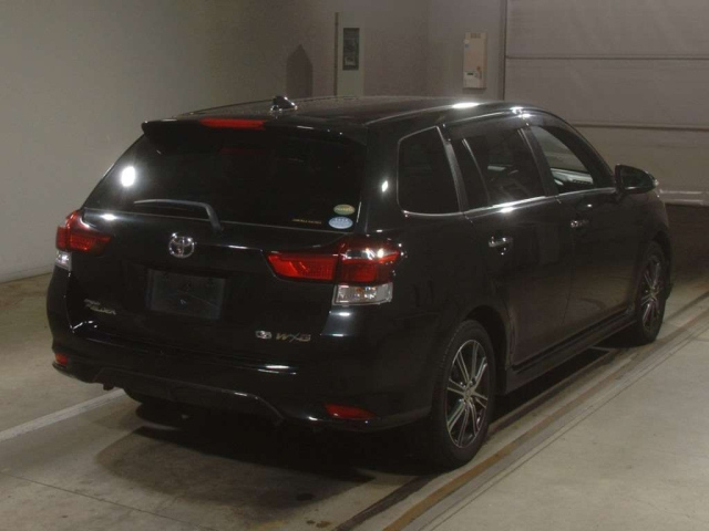 TOYOTA COROLLA FIELDER 2017