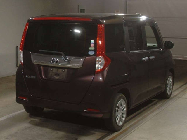 TOYOTA ROOMY 2020