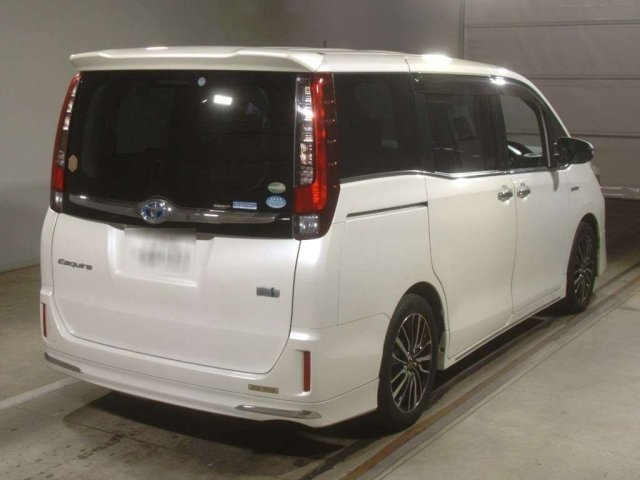 TOYOTA ESQUIRE 2015