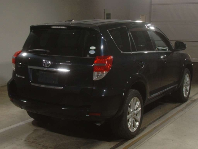 TOYOTA VANGUARD 2013