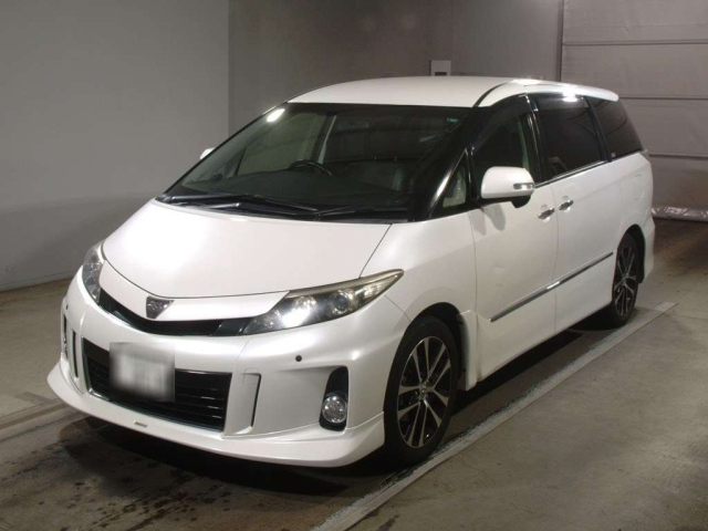 TOYOTA ESTIMA 2013