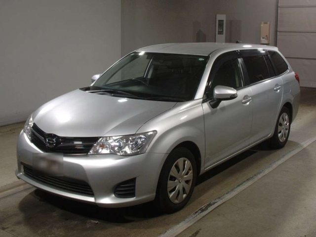 TOYOTA COROLLA FIELDER 2015