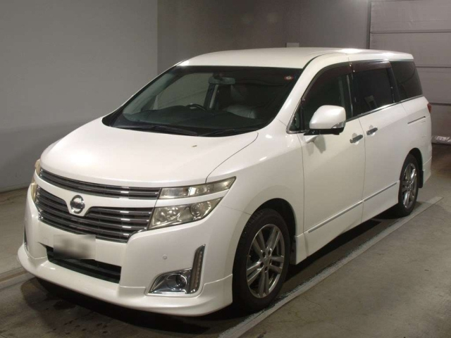 NISSAN ELGRAND 2010