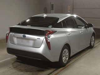 TOYOTA PRIUS 2018