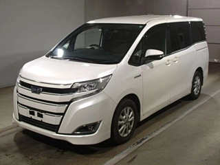 TOYOTA NOAH 2017