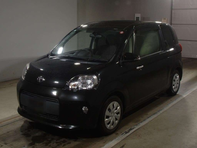 TOYOTA PORTE 2014