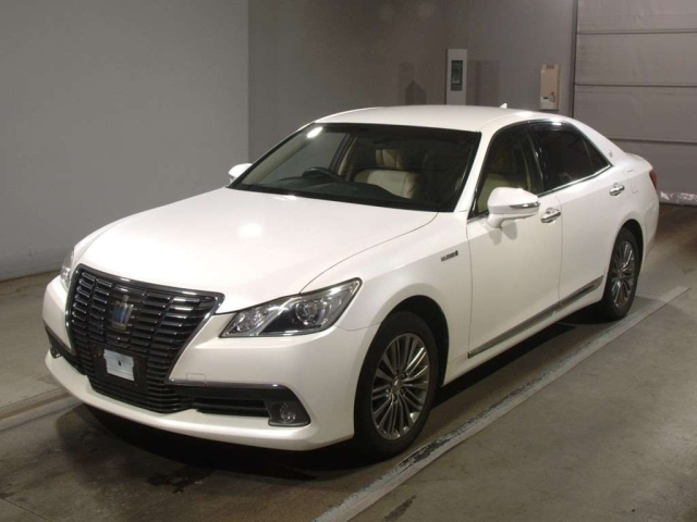 TOYOTA CROWN 2014