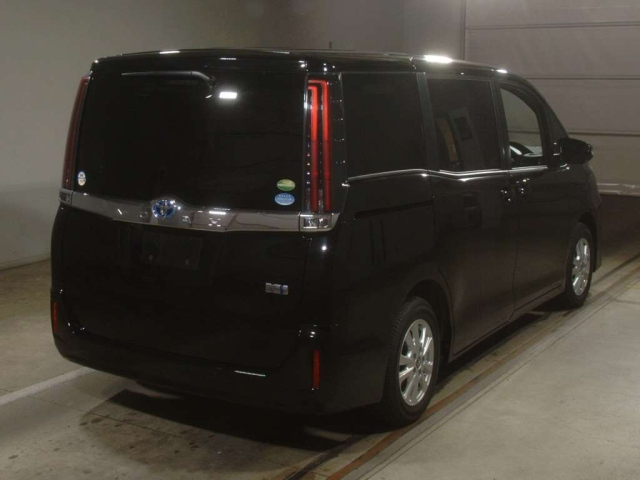 TOYOTA NOAH 2020