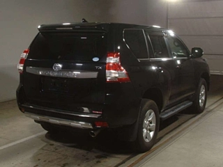 TOYOTA LAND CRUISER PRADO 2016