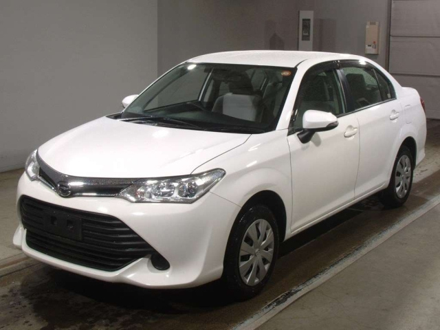 TOYOTA COROLLA AXIO 2016