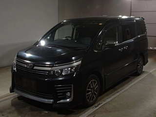TOYOTA VOXY 2017