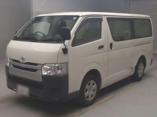 TOYOTA HIACE VAN 2020
