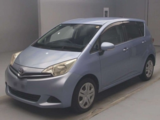 TOYOTA RACTIS 2011