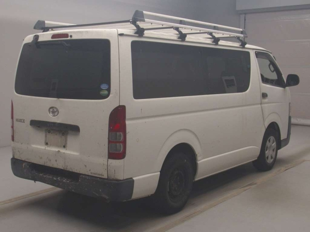 TOYOTA HIACE VAN 2014