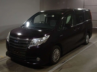 TOYOTA NOAH 2014